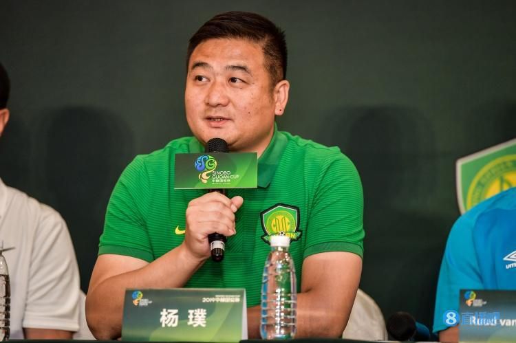 少妇免费毛片久久久久久久久